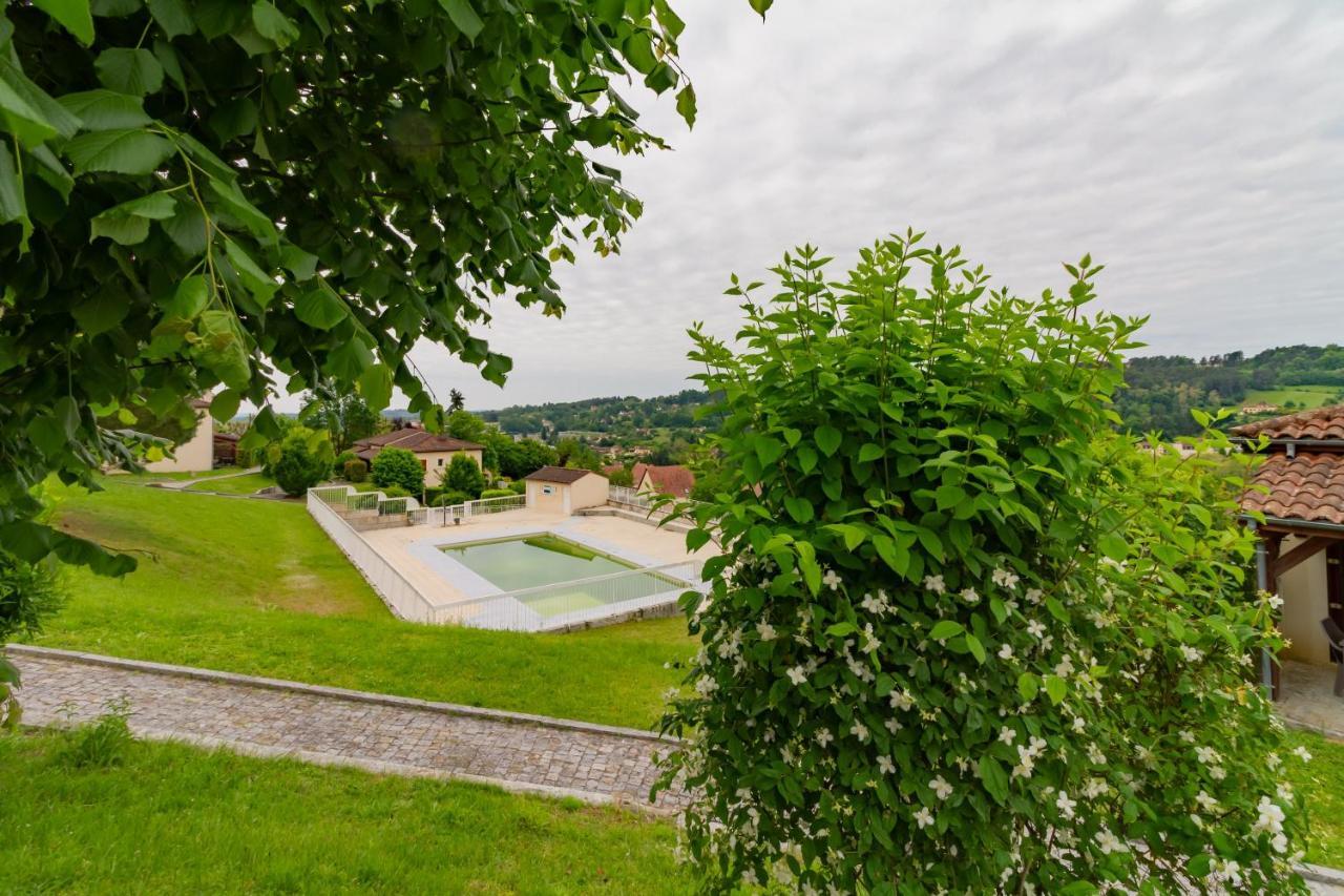 La Sarlaterra - Appt Avec Piscine Partagee Apartman Kültér fotó