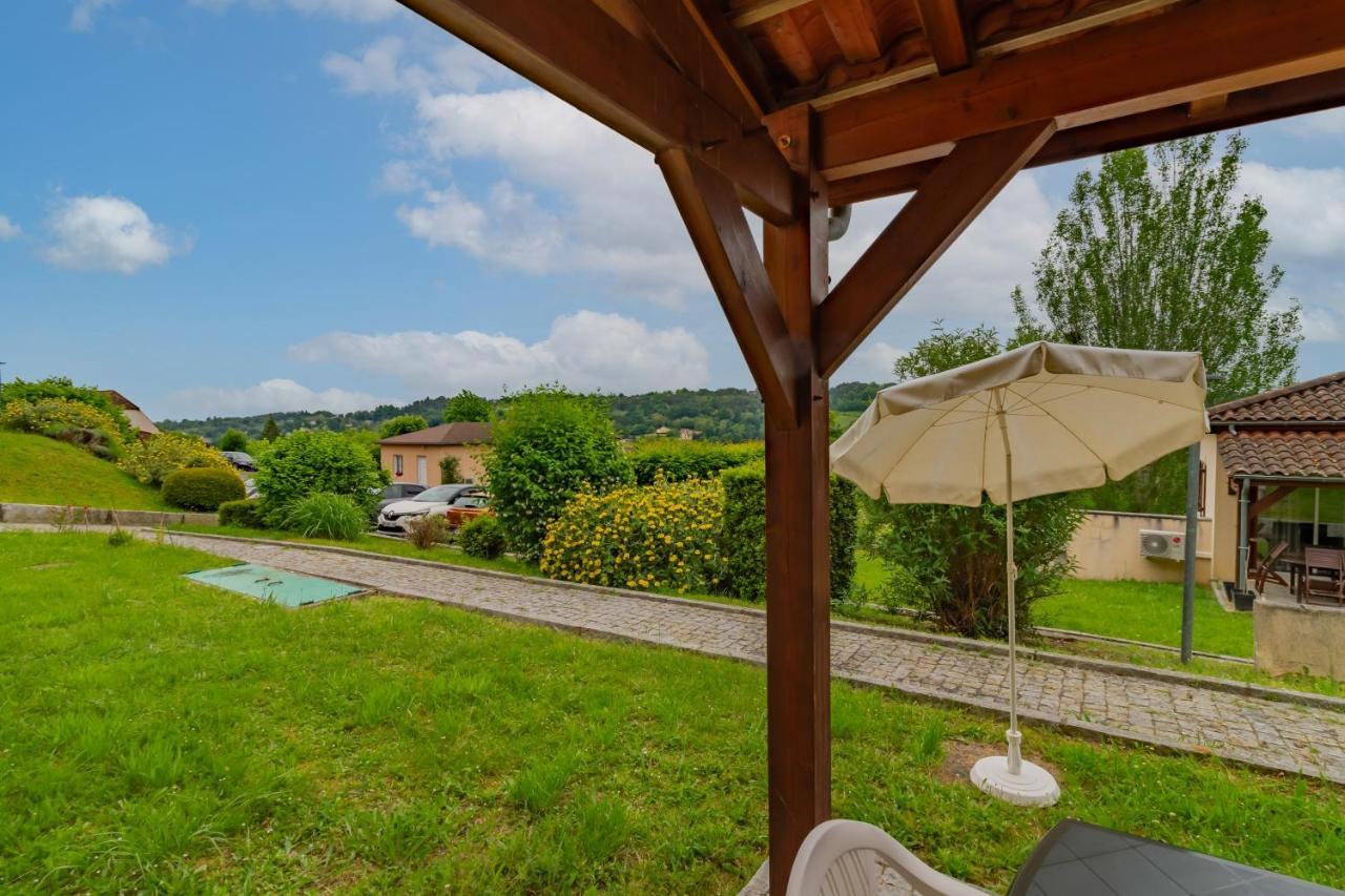 La Sarlaterra - Appt Avec Piscine Partagee Apartman Kültér fotó